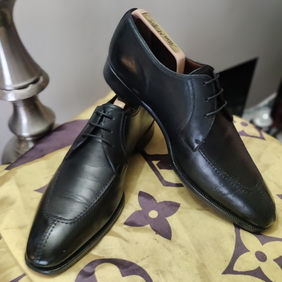 A. Testoni split toe derbys - Picture 11 of 12